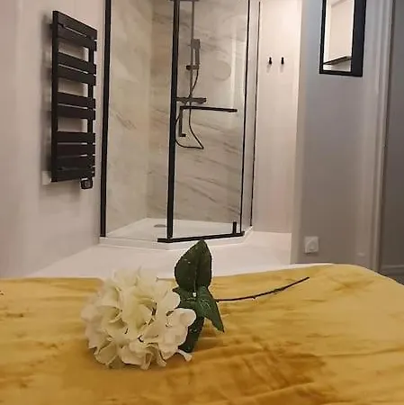 Appartement Suite Vinicole Hypercentre, Bastille & Gare 9 Min A Pied Grenoble